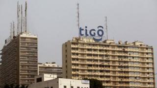 Les nouveaux acquéreurs de Tigo sont Yerim Sow de Teyliom,Xavier Niel de NJJ, la famille Hiridjee, propriétaire du Groupe Axian.