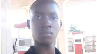 Ugandan Man Sets Himself On Fire Over Bribe Simplesmentesantos - directo roblox valorando avatar road 800 youtube