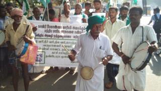 காவிரி: சேலத்தில் பாமக ரயில் மறியல், விவசாயிகள் வரி கட்டாமலிருக்க தண்டோரா