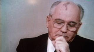 25 Dec 1991: Mikhail Gorbachev resigns dramatically on state TV - and the USSR is no more