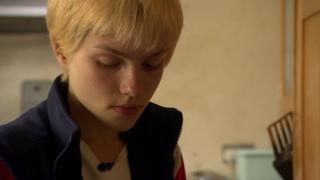 Millie tiene 14 años y fue diagnosticada con síndrome de Asperger hace dos años