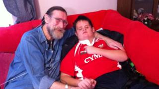 Paul Rutherford a'i ŵyr Warren