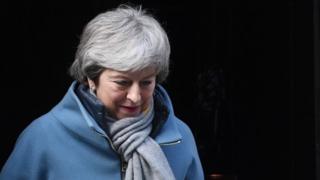 Brexit: May urged to quit to help deal pass