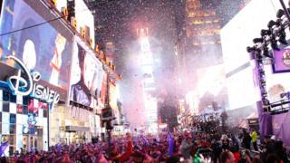 Празднование Нового года на Таймс-сквер в Нью-Йорке