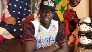 Mwanvlogu wa Senegal Assane Diouf anayeishi nchini Marekani afurushwa nchini humo.