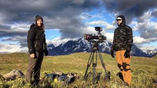 Sarah Whalley 導演, John Shier 攝影師