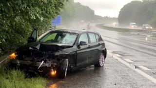 На М4 разбился автомобиль