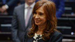 Elle est poursuivie pour entrave à l'enquête sur l'attentat contre une mutuelle juive qui avait fait 85 morts en 1994.