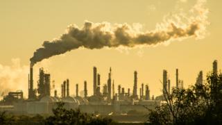 Refinaria de petróleo