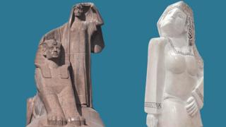 تمثال مصر تنهض (إلى اليمين) و نهضة مصر (إلى اليسار)