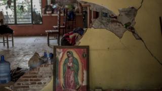 edificio destruido en Mexico