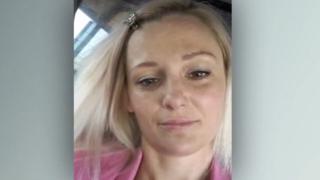 Holly Alexander moved to Dundee from the US with her husband