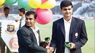 অভিষেক টেস্টে