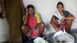 आदिवासी महिलाएं