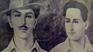 भगत सिंह और बटुकेश्वर दत्त की एक पुरानी तस्वीर