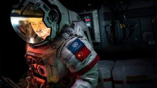 電影《流浪地球》劇照。