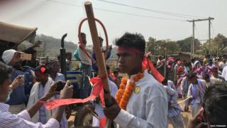 पारंपरिक धनुष का आधुनिक अवतार