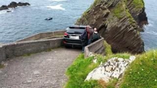 Car stuck on Dunquin pier