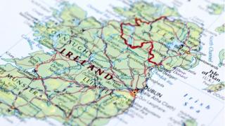 Карта Ирландии с границей, нарисованной на