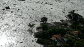 ब्राझीलमध्ये धरण फुटून 7 मृत्युमुखी