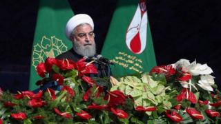 روحانی: برای برنامه موشکی از کسی اجازه نمیگیریم