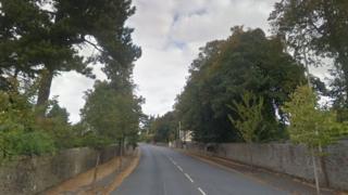 Glamis Road