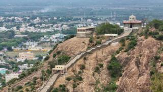 கோயில்களில் பூஜை - ஆன்லைன் மூலம் முன்பதிவில் ரூ.500 கோடி முறைகேடு