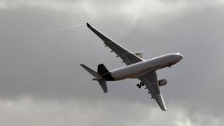 A330, Airbus, "Qatar Airways"