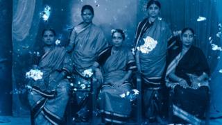 செல்பி உலகில் காணாமல்போன கேமராவும், மனிதர்களும்