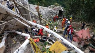 Puente destruido. Foto: Dirección de Bomberos de Colombia.