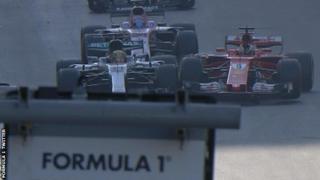 Hamilton dan Vettel