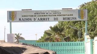 La prison de Rebeuss a une capacité de 800 places mais elle abrite 2000 détenus.