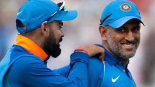 विराट कोहली और महेंद्र सिंह धोनी