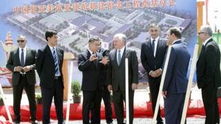 Tiyen Erluan (solda) və Edvard Nalbandyan