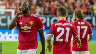 Romelu Lukaku amaze kwinjiza mu nkino zose zibiri amaze gukinira Man Utd
