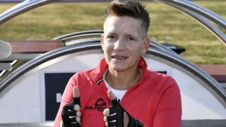 A medalhista paralímpica que se submeteu a eutanásia aos 40 anos A medalhista paralímpica que se submeteu a eutanásia aos 40 anos