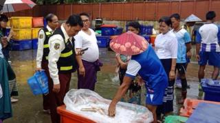 မွန်ပြည်နယ်ကဖော်မလင်ပါတဲ့ငါးနပ်တွေဟာ ကျိုက္ခမီဘက်ကဝင်လာတာဖြစ်