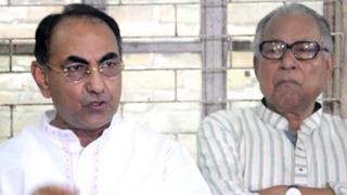 সংবাদ সম্মেলনে বক্তব্য রাখছেন মির্জা আব্বাস