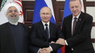 Cumhurbaşkanı Ruhani, Rusya Devlet Başkanı Putin ve Cumhurbaşkanı Erdoğan üçlü zirvede bir araya geldi.