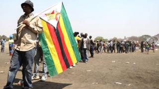 Mourners arrive at Rufaro stadium, in Mbare township where the body of Zimbabwe"s founder Robert Mugabe will lie in state