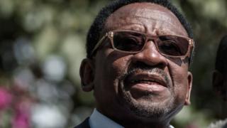 Kenya's coalition National Super Alliance (NASA) Chief Election Agent James Orengo (C) speaks to media after meeting with Kenya's Independent Electoral and Boundaries Commission (IEBC) chairman at the Bomas of Kenya cultural center in Nairobi, on October 3, 2017
