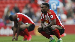 Germain Defoe ntiyashoboye gukiza Sunderland