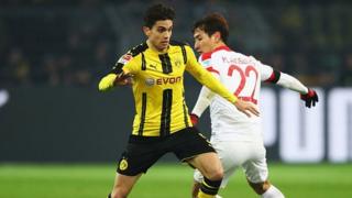Bartra a été touché lorsque trois bombes ont explosé au passage du bus du Borussia, qui se rendait au stade pour le quart de finale de Ligue des champions contre Monaco.