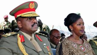 Maj Gen Muhozi Kainerugaba n'umupfasoni wiwe Charlotte Kutesa Kainerugaba