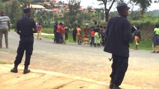 Impunzi zivuga ko hanakoreshejwe amasasu nyayo