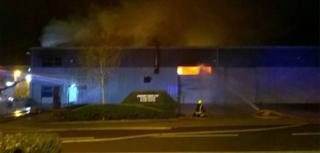Fire at Milton Keynes industrial unit