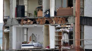 Edificio afectado por el terremoto