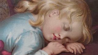 Niña durmiendo.