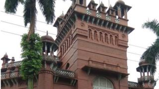 ঢাকা বিশ্ববিদ্যালয়ের কার্জন হল।