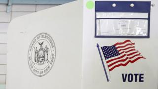Кабинка для голосования в США